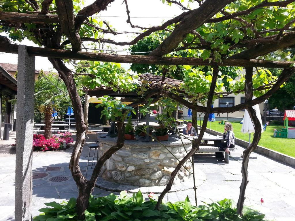 Osteria Belvedere Losone Exterior photo